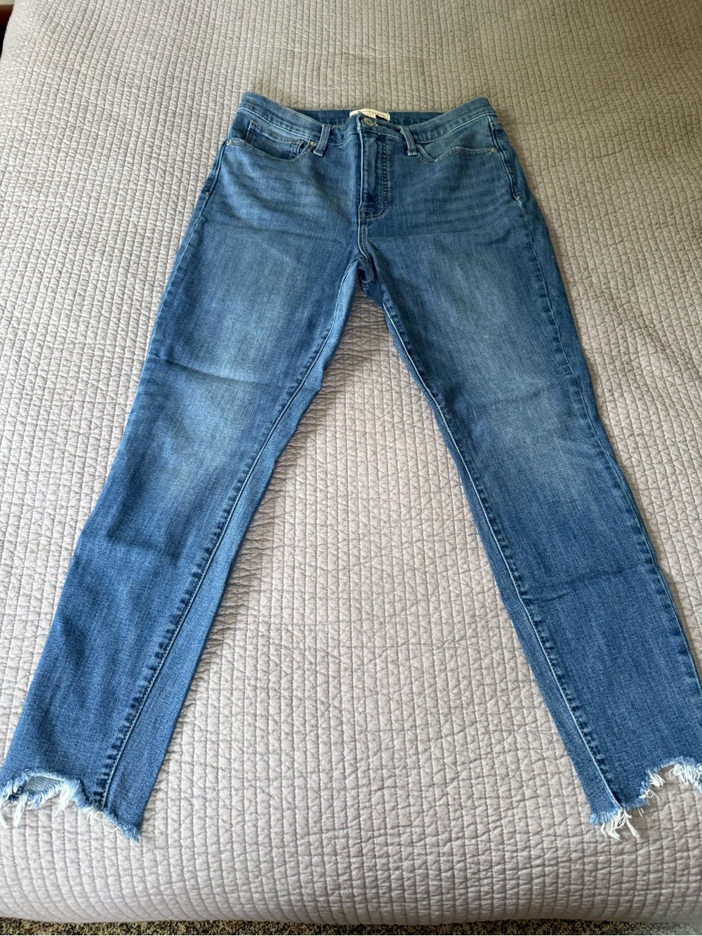 Lucky Brand Women's Mid Blue Skinny Jeans with Frayed Hem